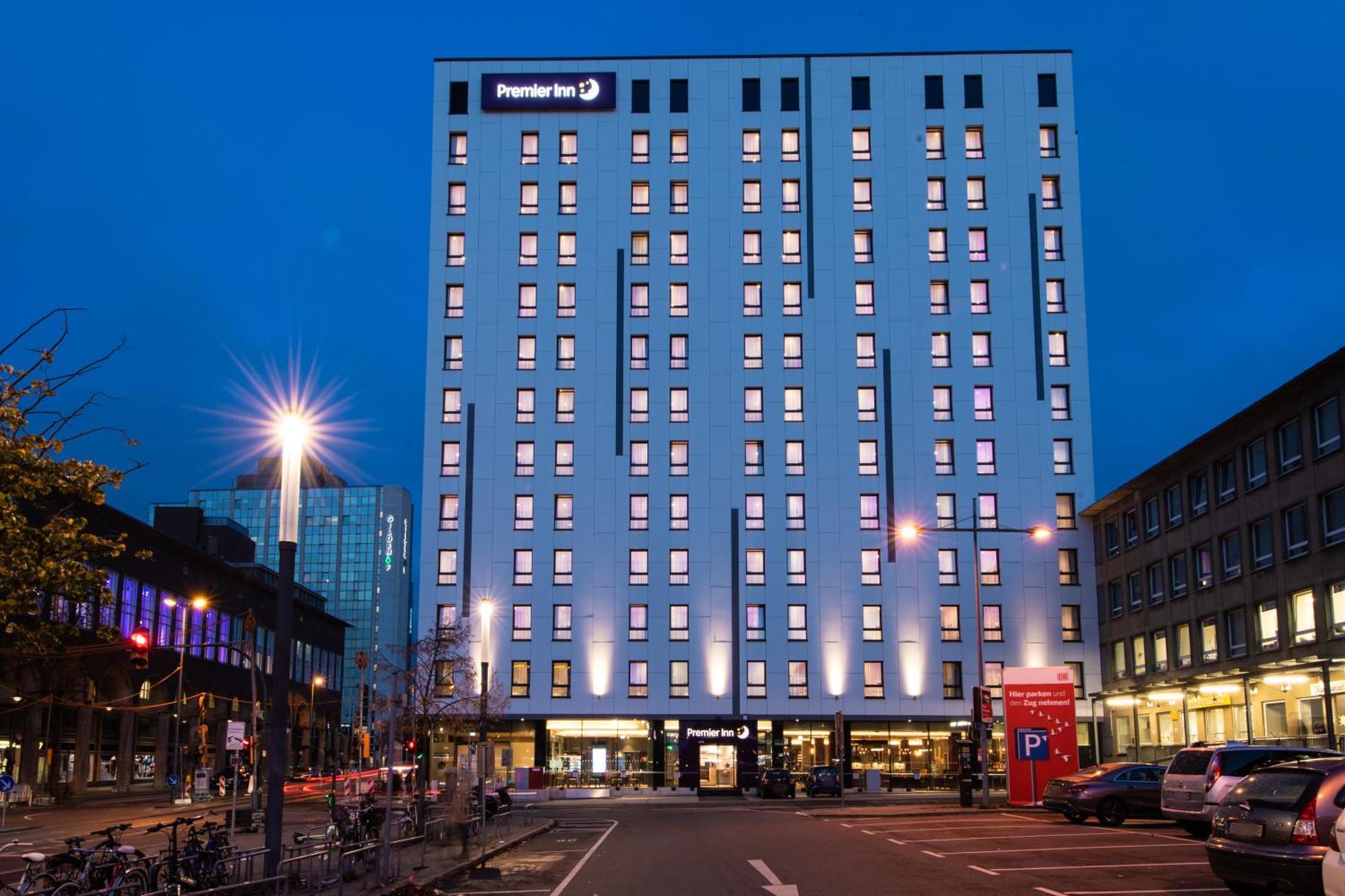 Premier Inn Essen City Centre Exterior foto